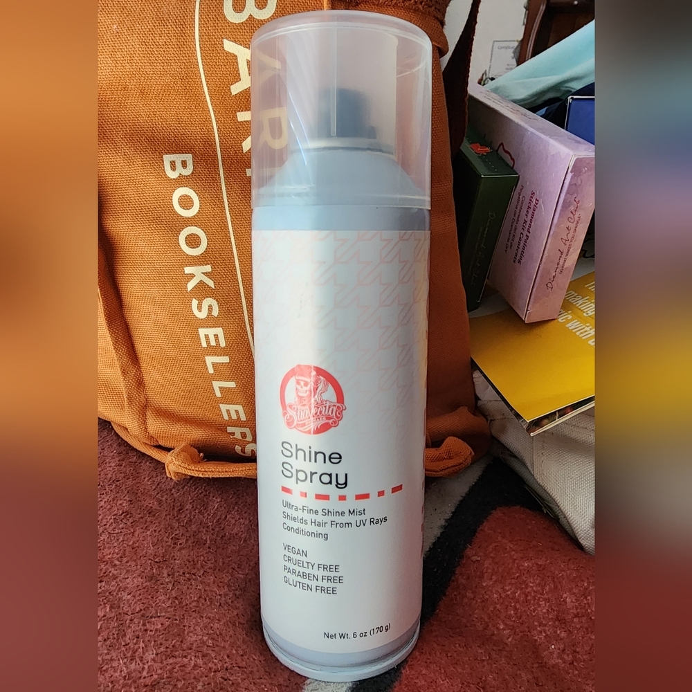 Suavecita Shine Spray with UV Protection